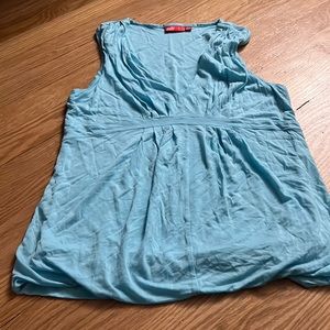 Puma women’s tank size XL